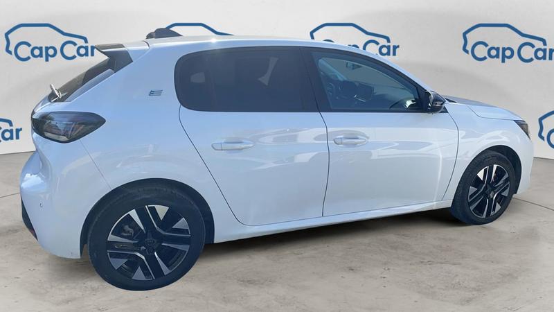 Peugeot E-208 136 50 kWh Business