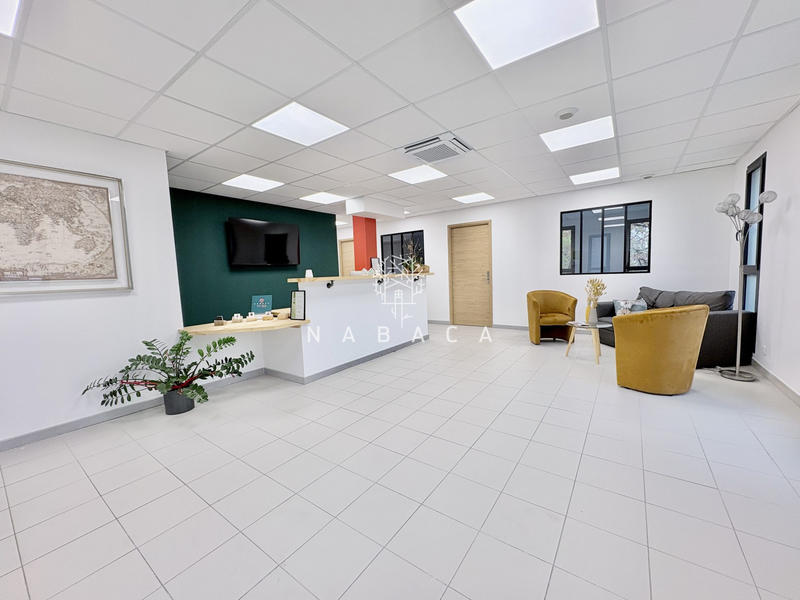 Fonds de commerce - Bureau - 150 m²