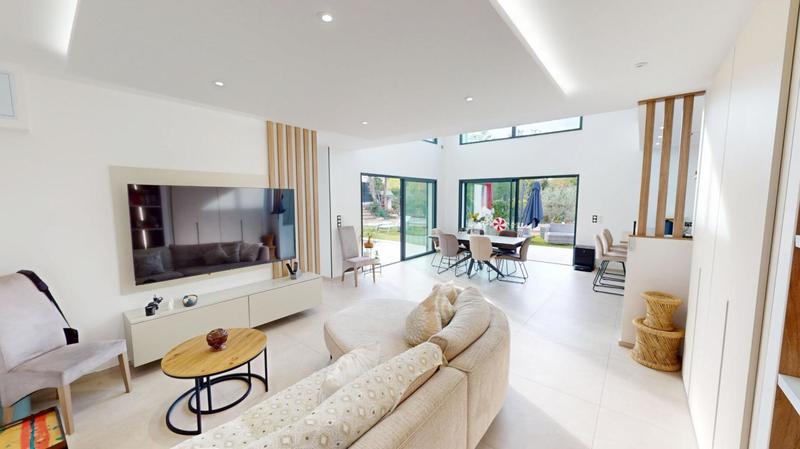 Villa - 136 m² - 6 pièces