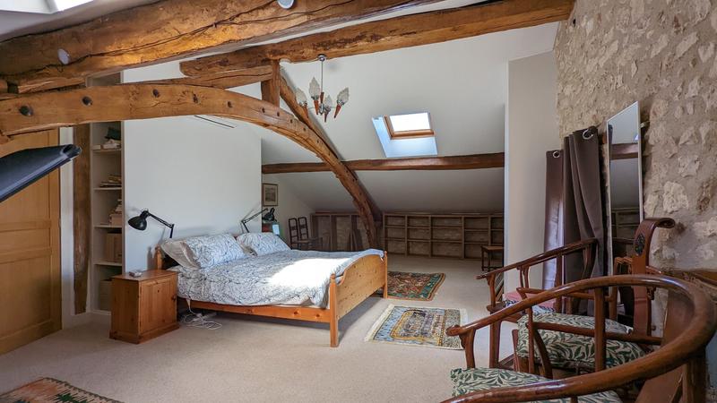 Maison - 232 m² - 5 pièces