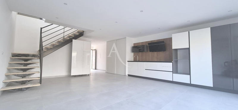 Maison - 118 m² - 4 pièces