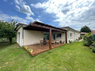 Maison - 228 m² - 6 pièces