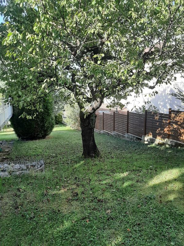 Villa - 196 m² - 8 pièces