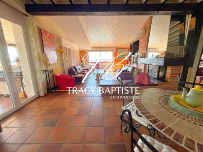 Maison - 334 m² - 9 pièces