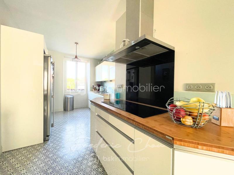 Maison de village - 218 m² - 7 pièces