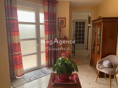 Maison - 121 m² - 4 pièces