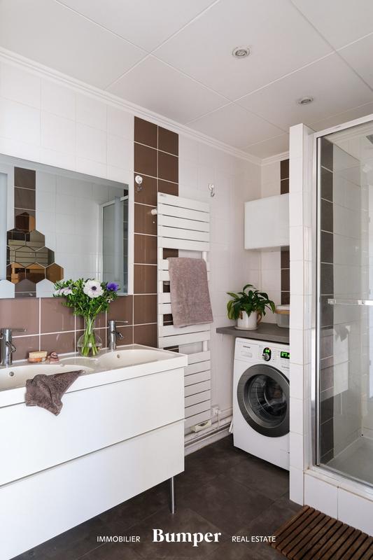 Appartement - 94 m² - 4 pièces