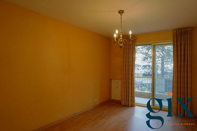Appartement - 98 m² - 4 pièces