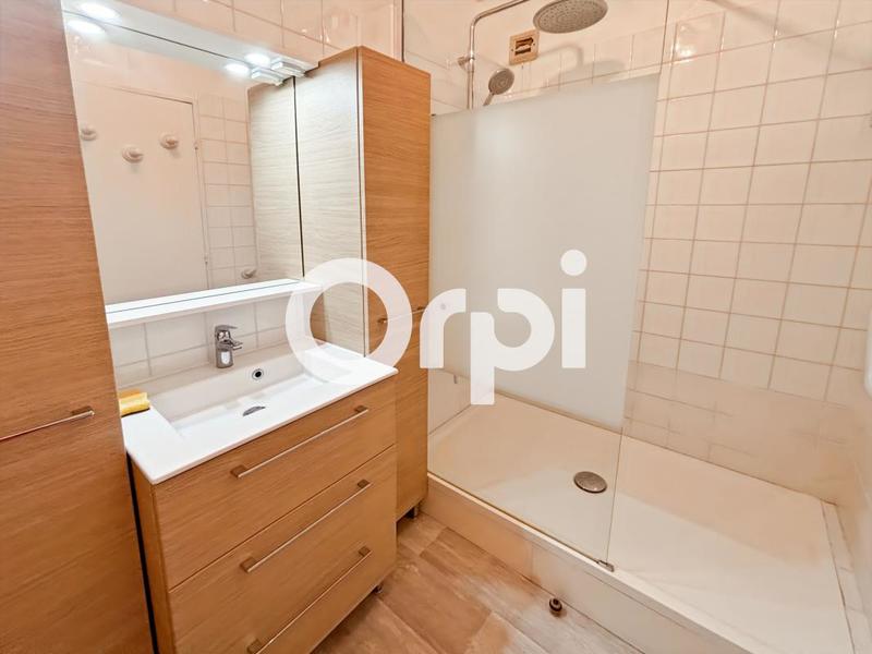 Appartement - 83 m² - 3 pièces