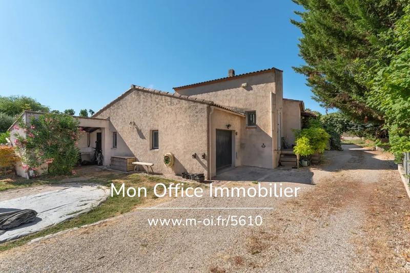 Maison - 140 m² - 6 pièces