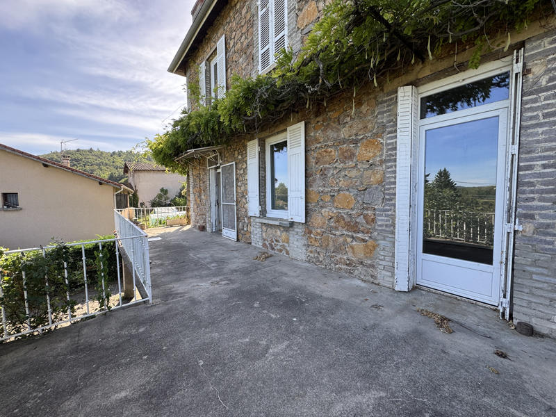 Maison de village - 70 m² - 4 pièces
