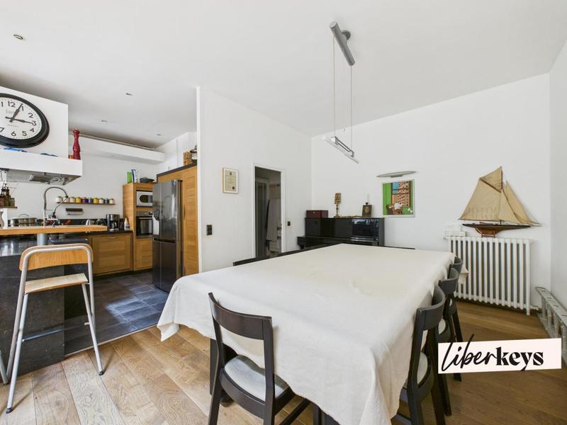 Loft - 160 m² - 5 pièces