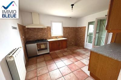 Maison - 99 m² - 5 pièces