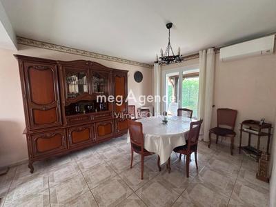 Maison - 163 m² - 7 pièces