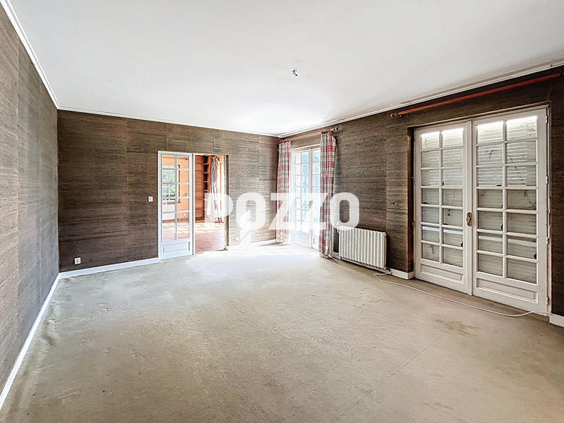 Maison - 380 m² - 12 pièces