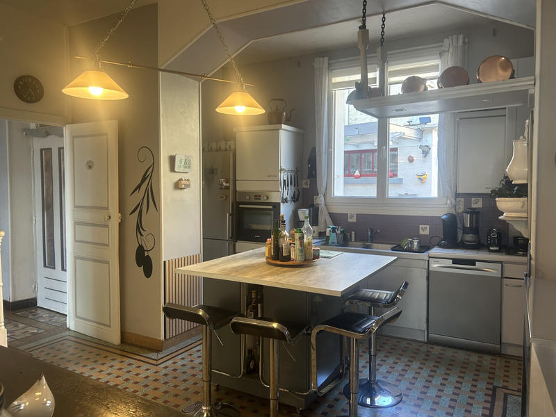 Maison - 153 m² - 7 pièces