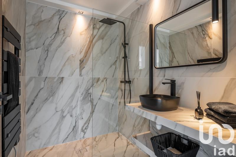 Appartement - 86 m² - 3 pièces