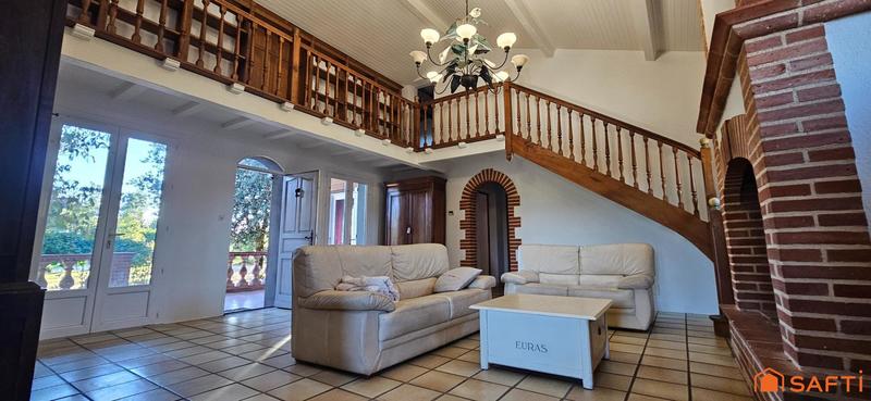 Maison - 130 m² - 7 pièces