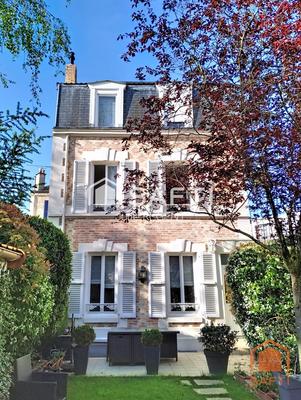 Maison de maîtres - 120 m² - 6 pièces