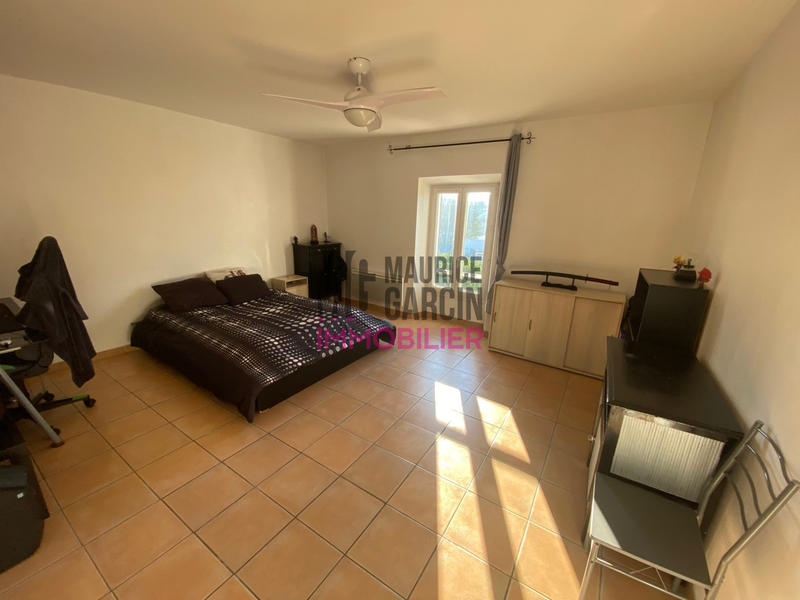 Mas - 150 m² - 6 pièces