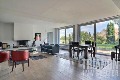 Demeure - 301 m² - 11 pièces