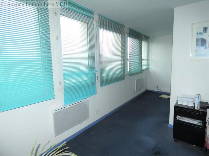 Local commercial - 138 m² - 7 pièces