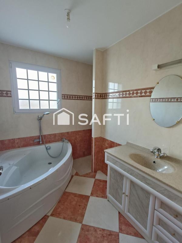 Maison - 96 m² - 4 pièces