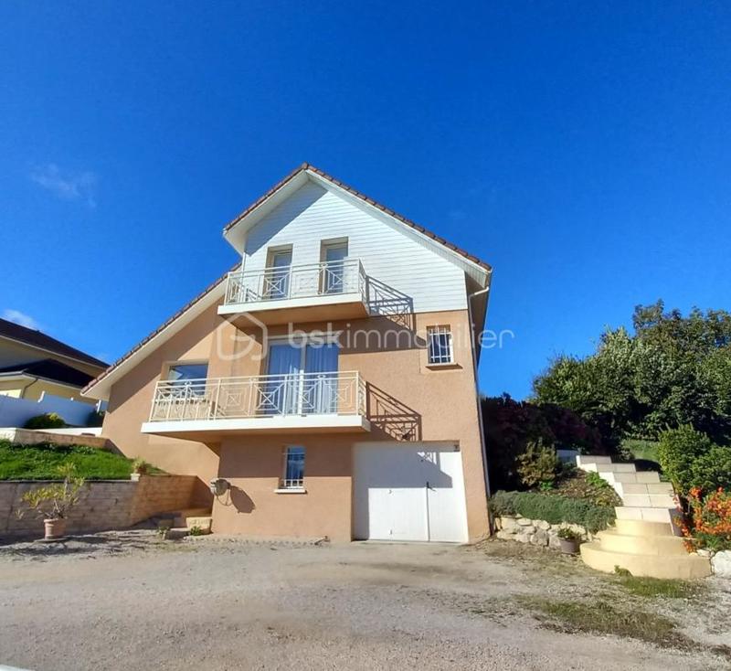 Maison - 136 m² - 5 pièces