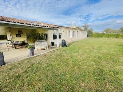 Maison - 180 m² - 6 pièces