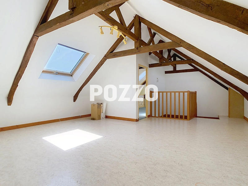 Maison - 408 m² - 18 pièces