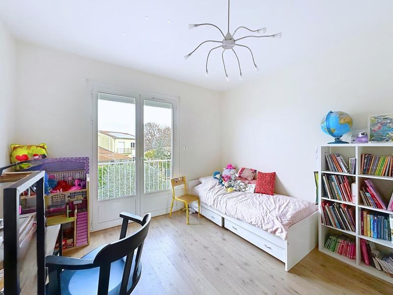 Maison - 110 m² - 5 pièces