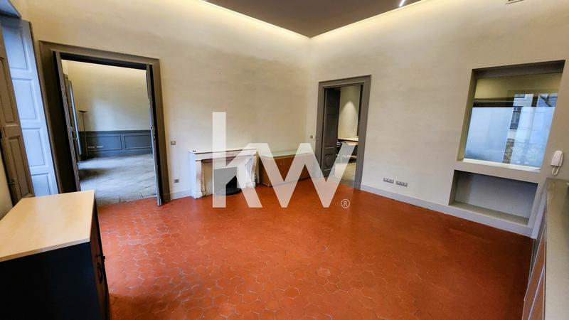 Bureau - 139 m² - 4 pièces