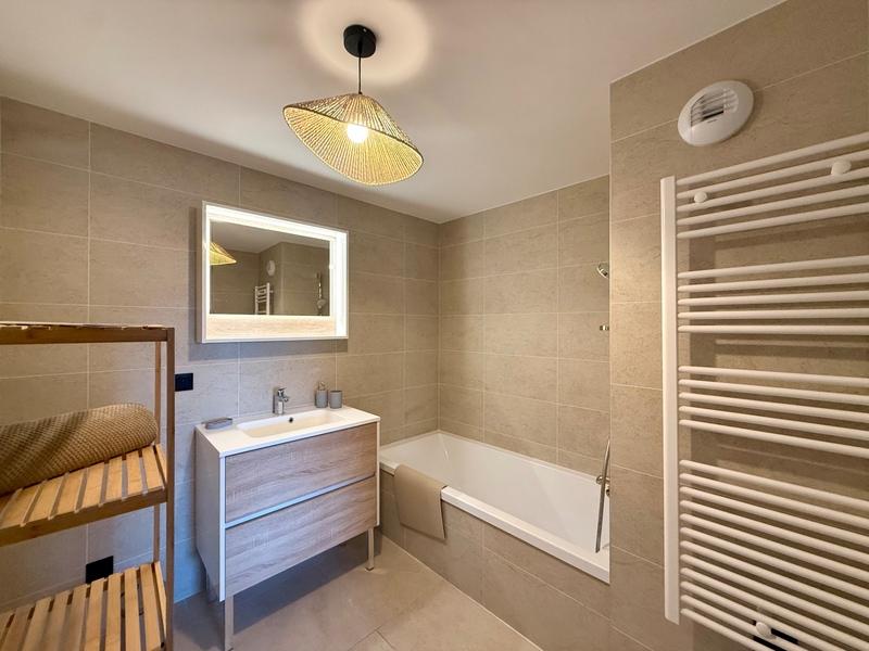 Appartement - 90 m² - 4 pièces