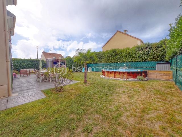 Pavillon - 150 m² - 6 pièces