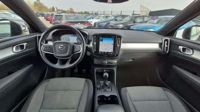 Volvo Xc40 Business t2 129 ch momentum