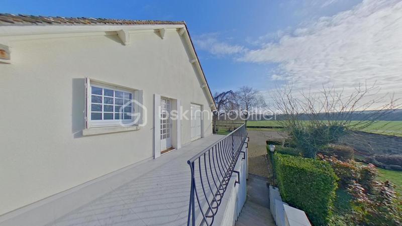 Propriété - 180 m² - 6 pièces