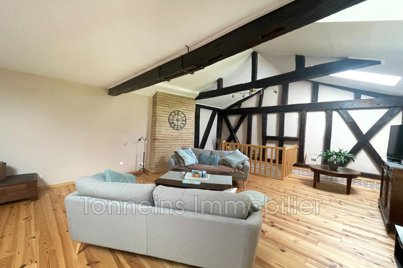 Maison - 375 m² - 8 pièces