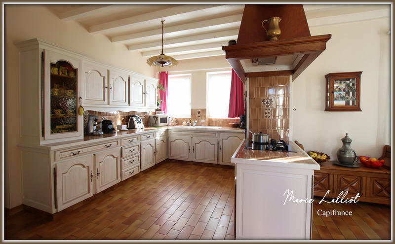 Maison - 343 m² - 12 pièces