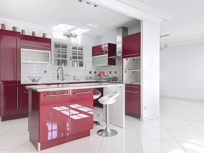 Maison traditionnelle - 110 m² - 4 pièces