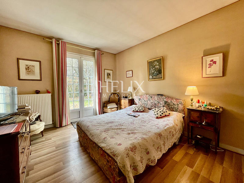 Maison - 170 m² - 6 pièces