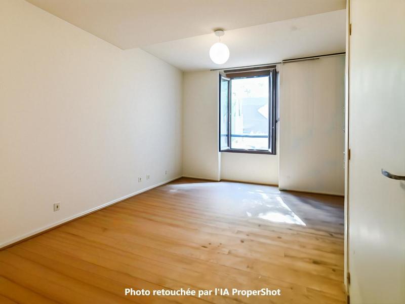 Studio - 89 m² - 3 pièces