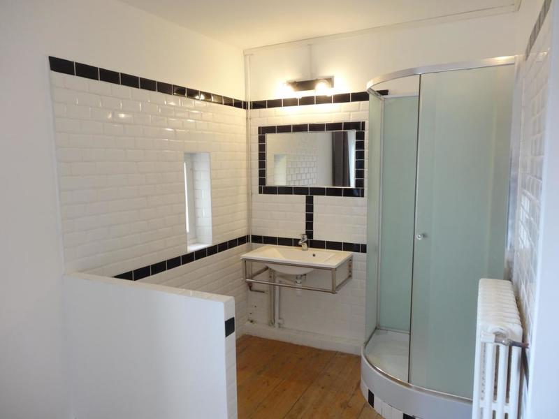 Maison - 242 m² - 7 pièces