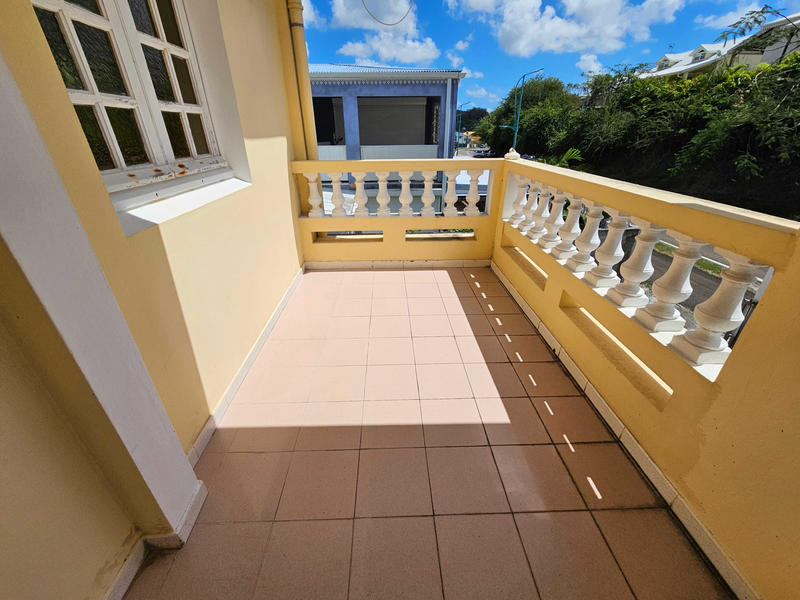 Maison - 200 m² - 10 pièces