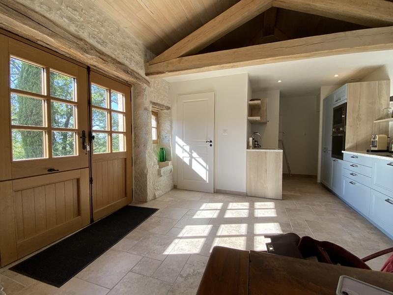 Propriété - 250 m² - 7 pièces