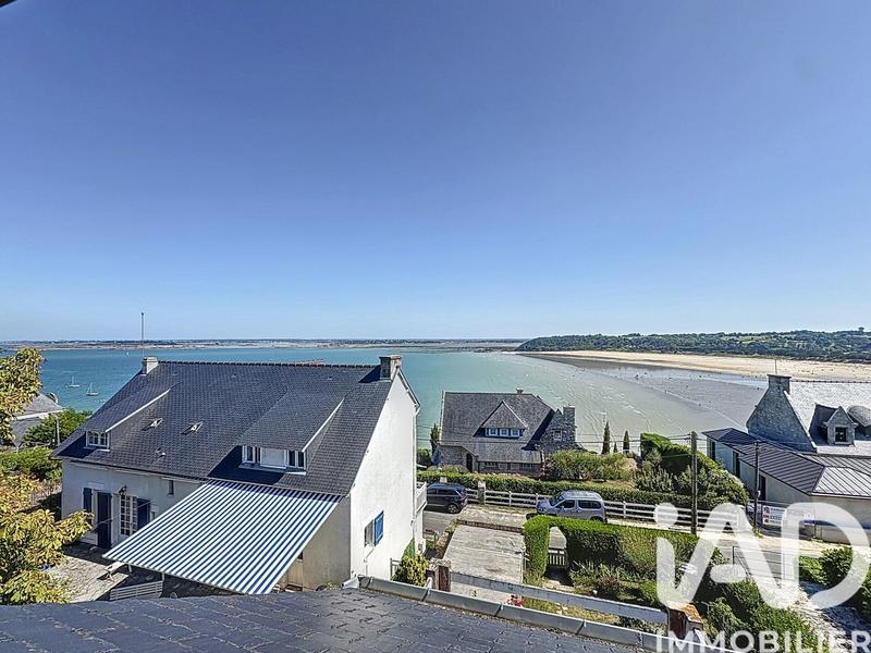 Maison - 178 m² - 10 pièces