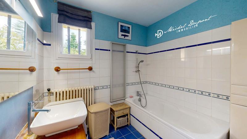 Maison - 153 m² - 8 pièces