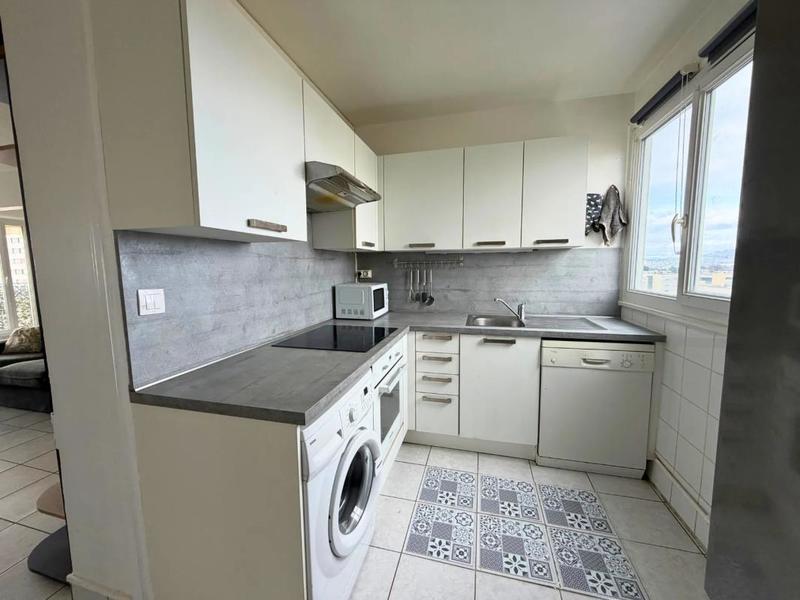 Appartement - 84 m² - 4 pièces