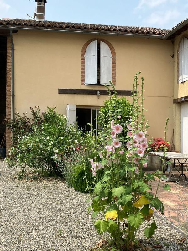 Maison - 300 m² - 9 pièces