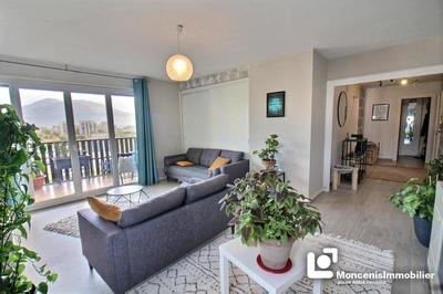 Appartement - 109 m² - 5 pièces