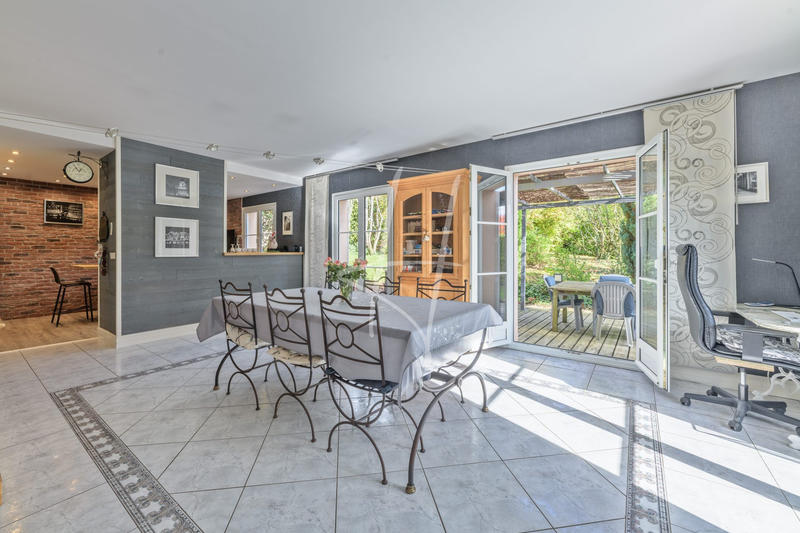 Maison - 165 m² - 6 pièces